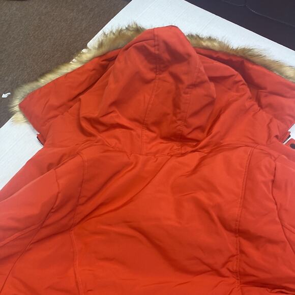 Hooded Down & Feather Fill Parka with Faux Fur Trim
Sam Edelman 2xl (c1) - Picture 8 of 11